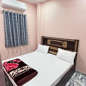 Guest house Shree Sharda Maa Paying Varanasi